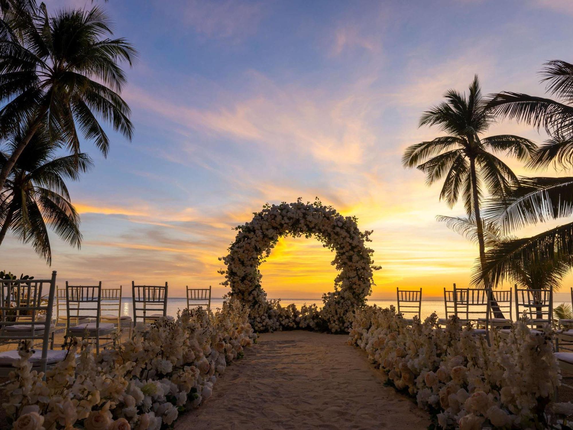 Movenpick & Boracay 5*