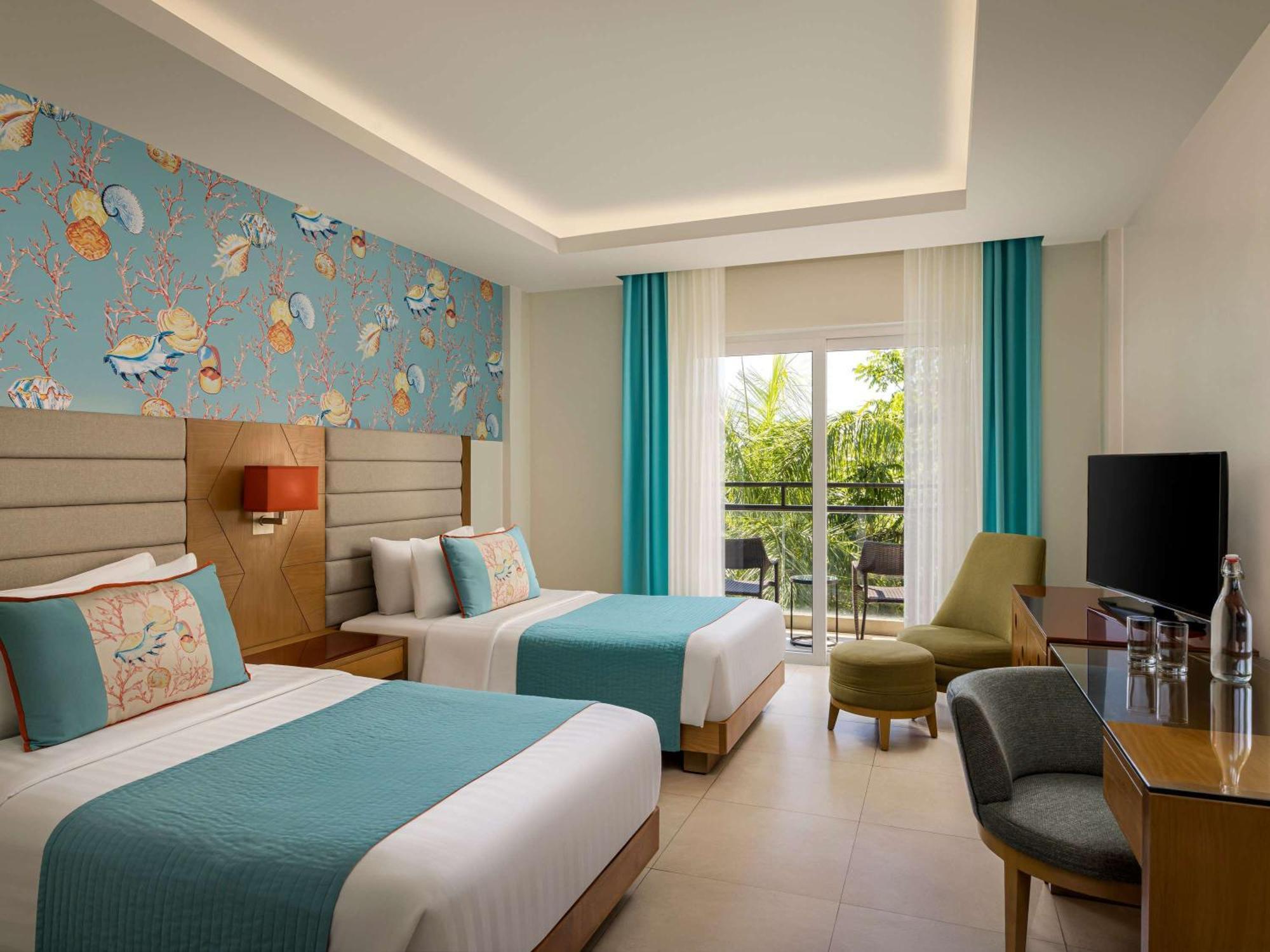Movenpick & Boracay Resort 5*